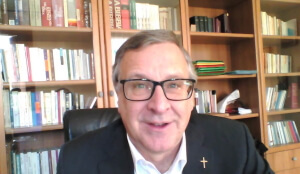 Il parroco Don Antonio Cusinato